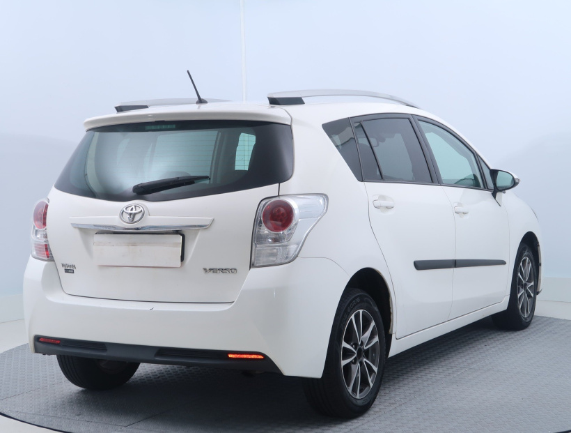 Toyota Verso, 2013