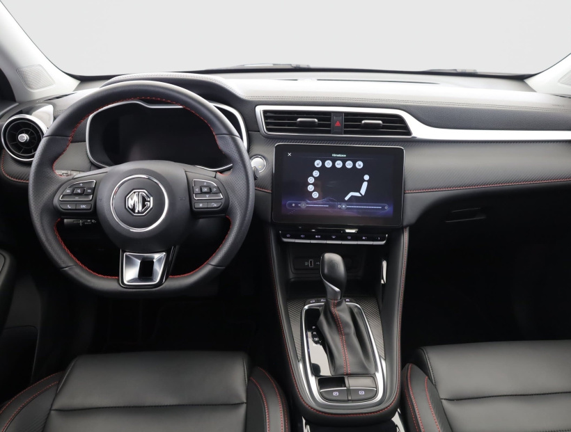 MG ZS SUV, 2024