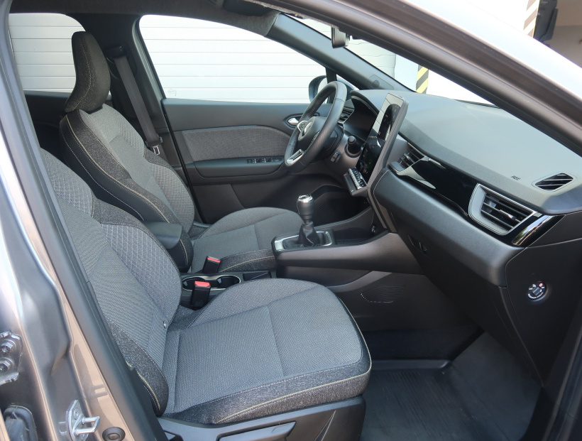 Mitsubishi ASX, 2025