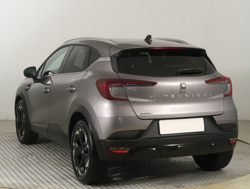 Mitsubishi ASX, 2025