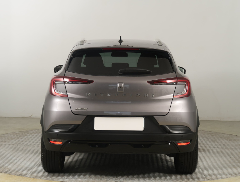 Mitsubishi ASX, 2025