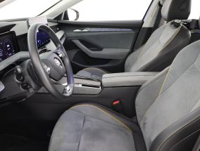 Škoda Superb - 2024