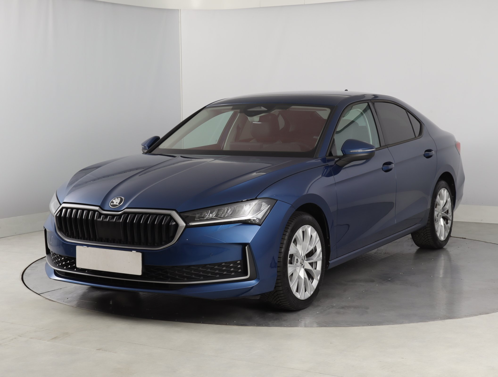 Škoda Superb - 2024