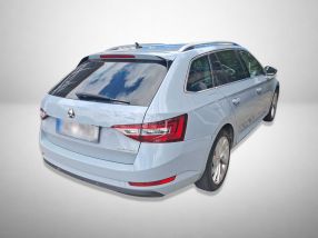 Škoda Superb - 2017