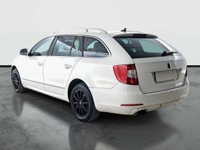 Škoda Superb - 2011