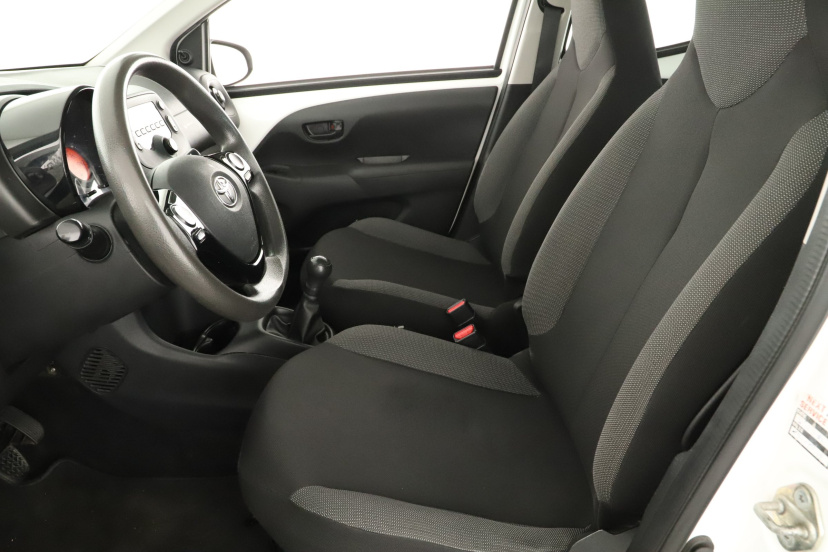 Toyota Aygo, 2021