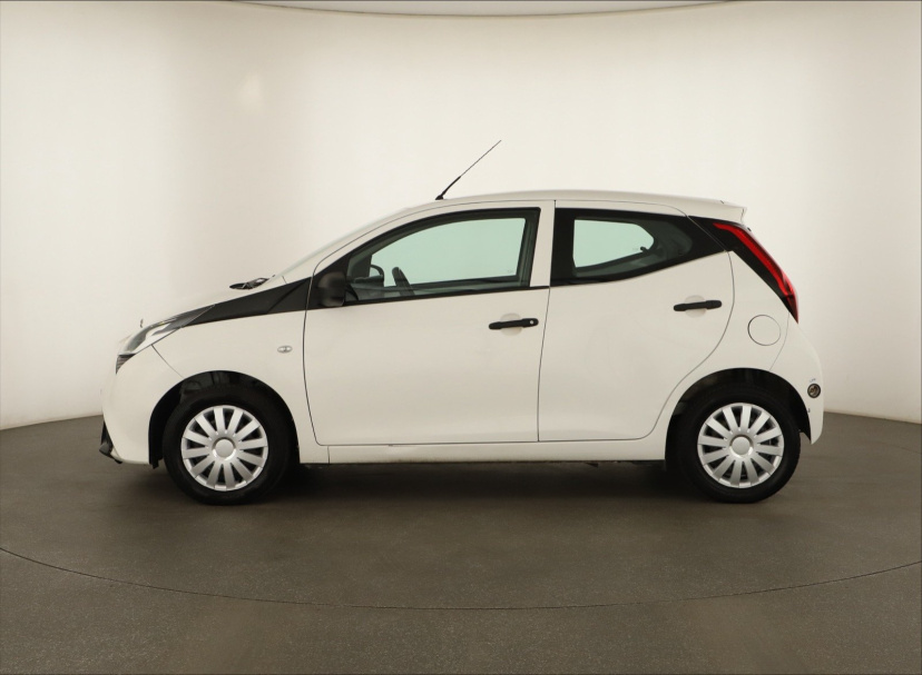 Toyota Aygo, 2021
