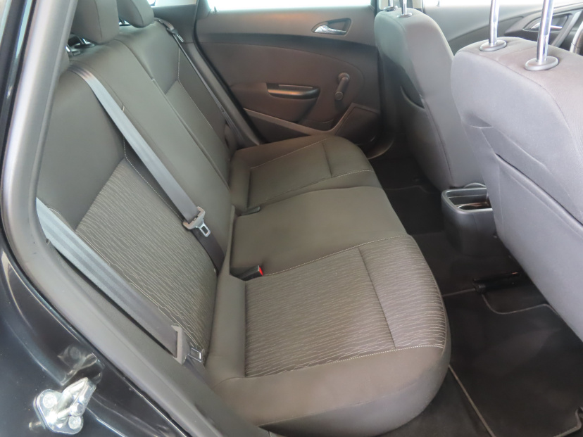 Opel Astra, 2015