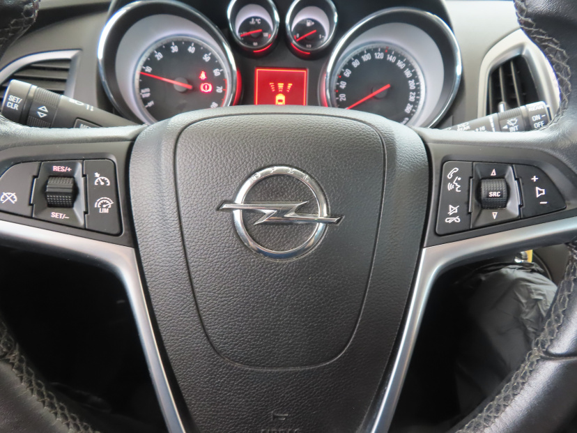 Opel Astra, 2015