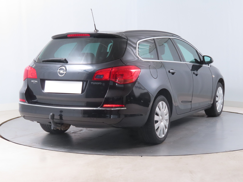 Opel Astra, 2015