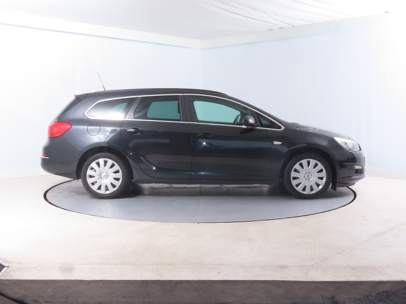Opel Astra, 2015