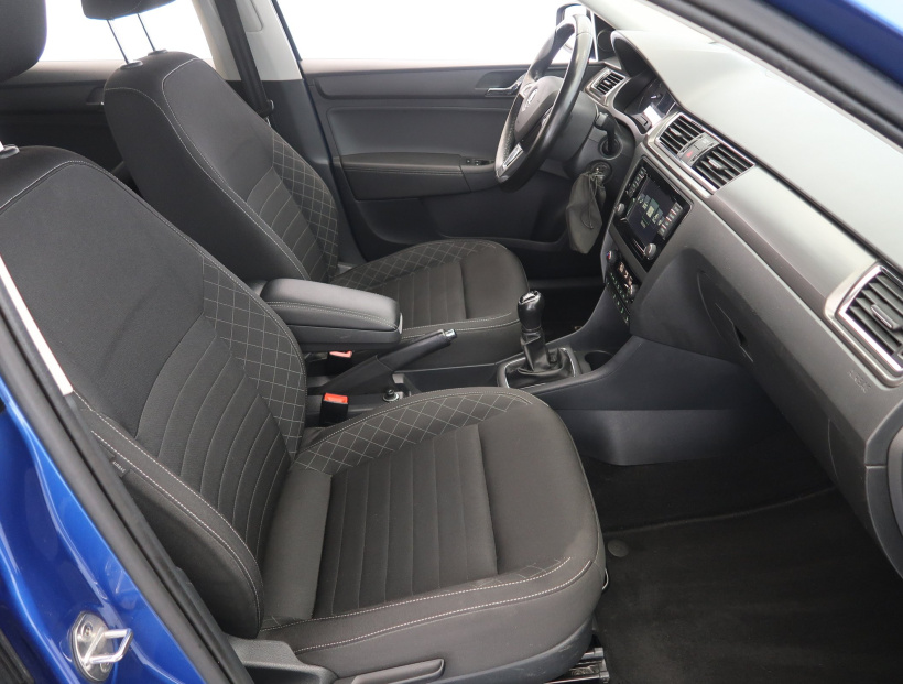 Škoda Rapid Spaceback, 2016
