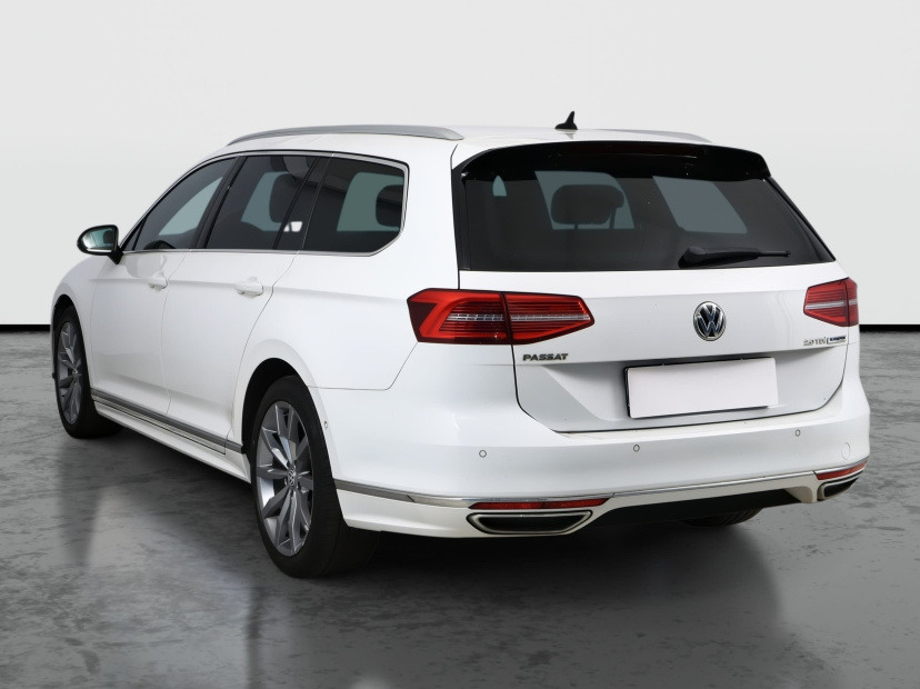 Volkswagen Passat, 2017