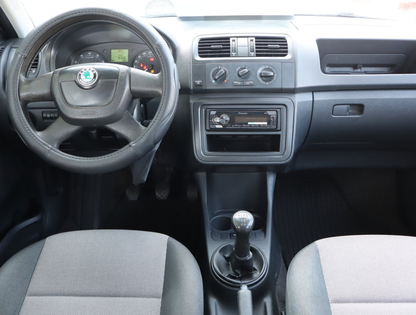 Škoda Roomster, 2011