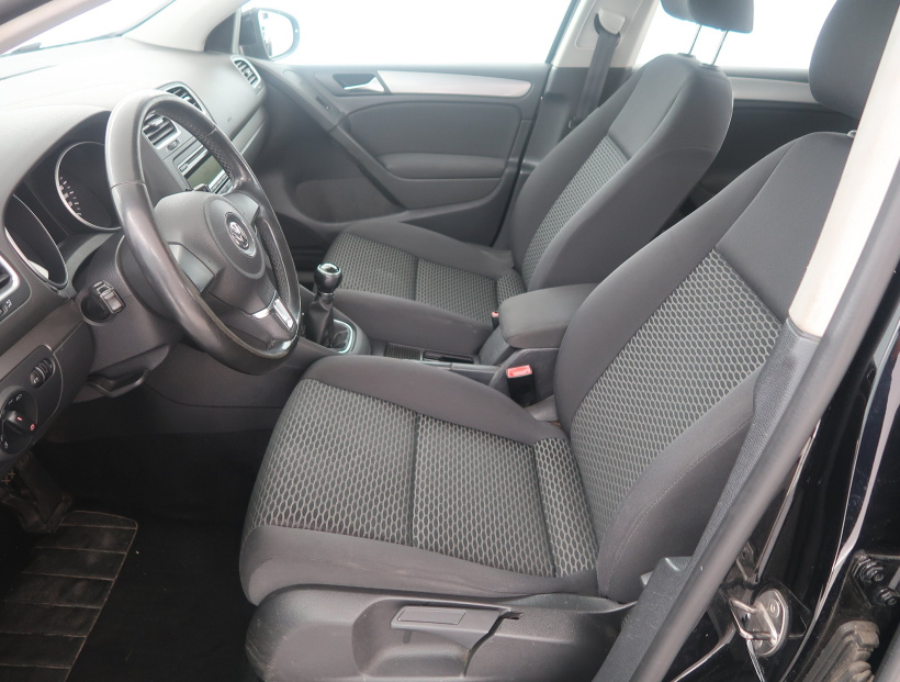 Volkswagen Golf, 2011