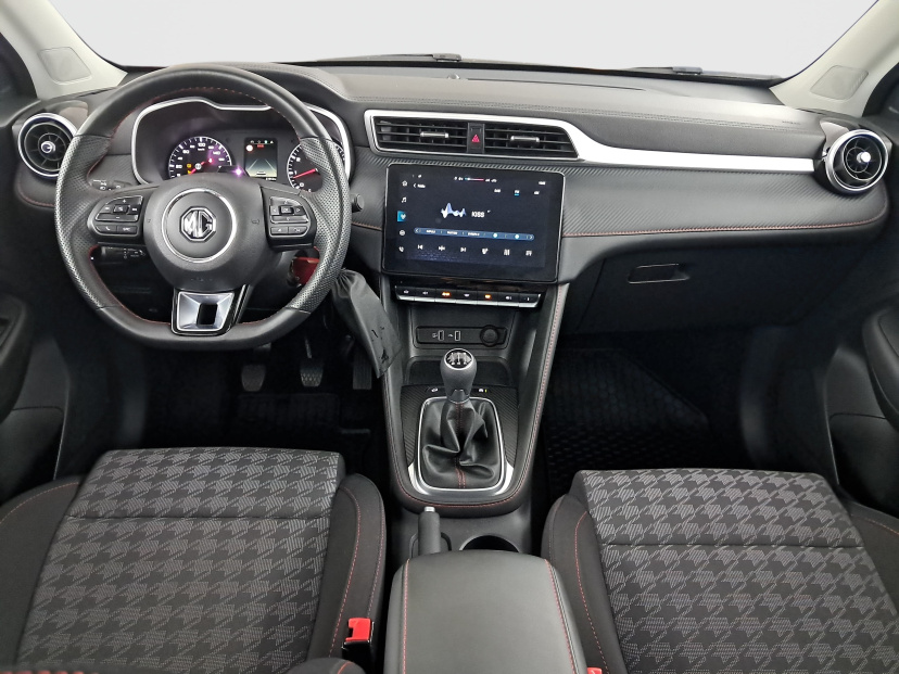 MG ZS SUV, 2025