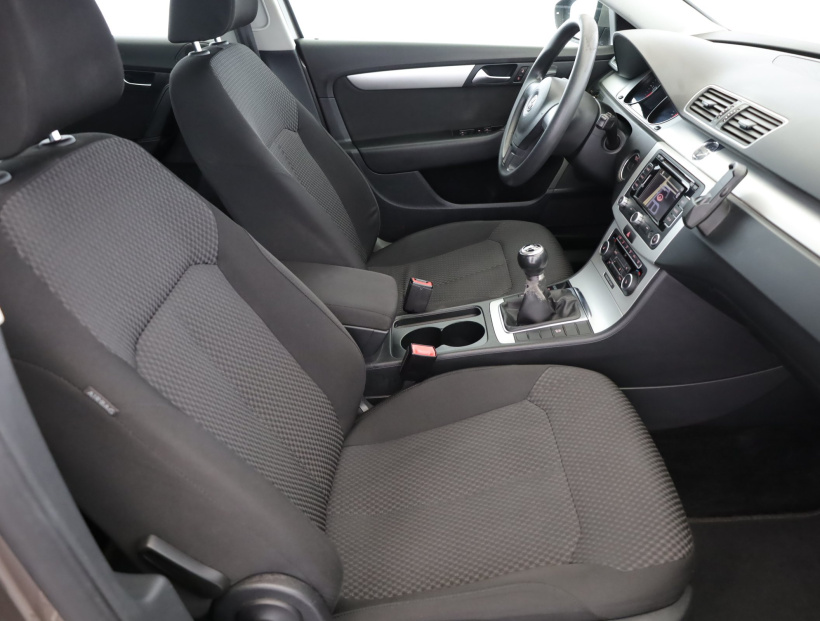 Volkswagen Passat, 2012