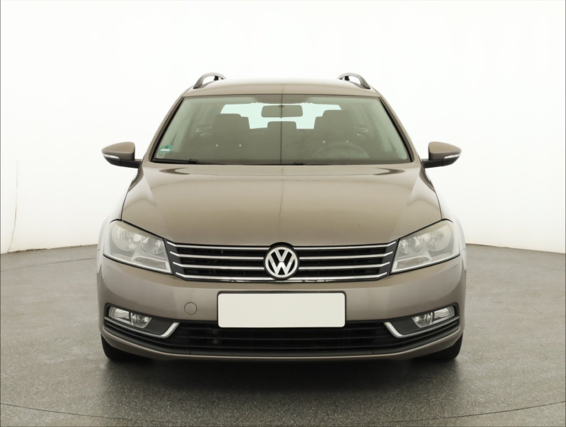 Volkswagen Passat, 2012