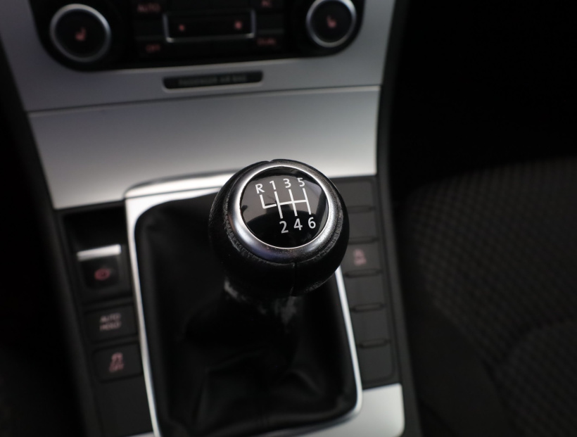 Volkswagen Passat, 2012