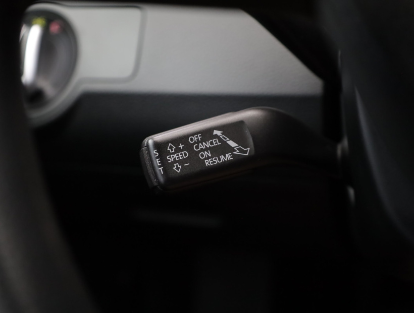 Volkswagen Passat, 2012
