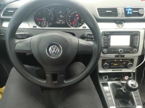 Volkswagen Passat - 2012