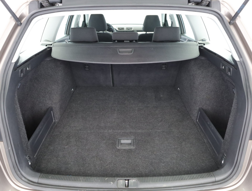 Volkswagen Passat, 2012