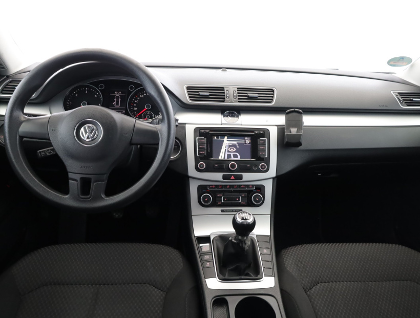 Volkswagen Passat, 2012
