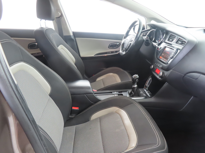 Kia Ceed, 2013