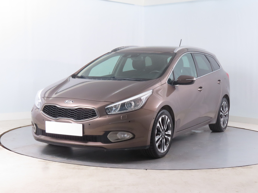 Kia Ceed, 2013