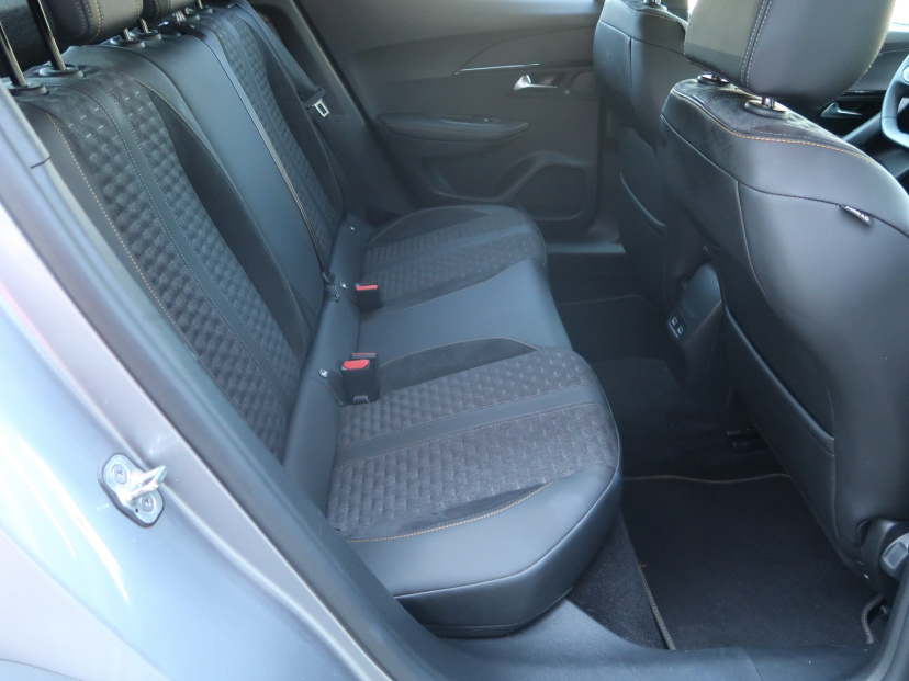 Peugeot e-2008, 2022