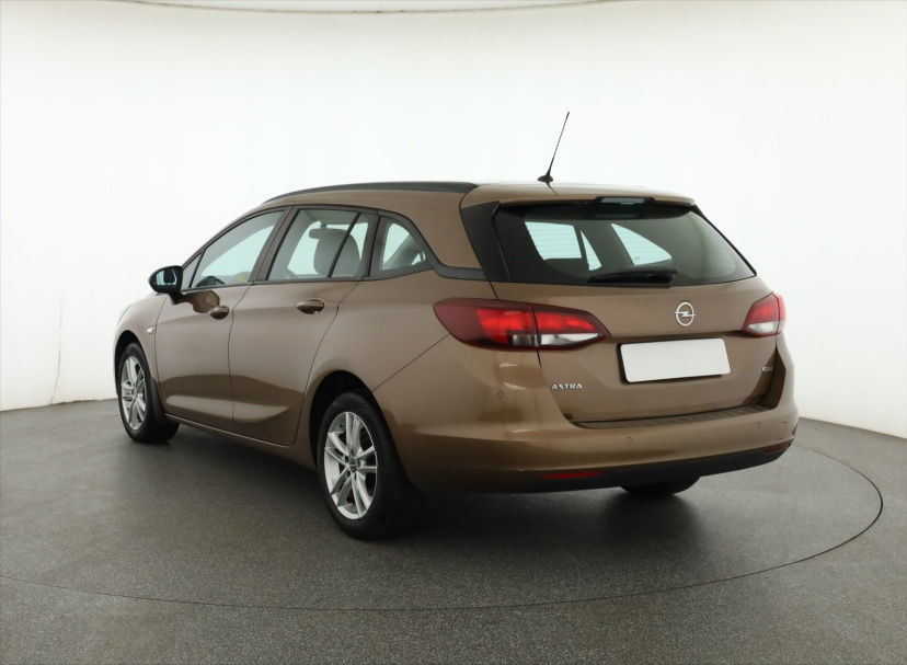Opel Astra, 2016