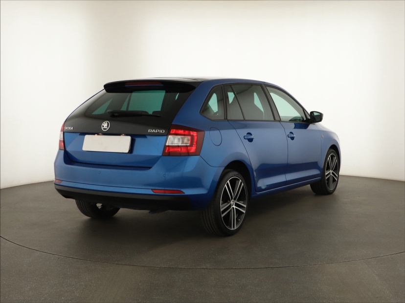 Škoda Rapid Spaceback, 2015