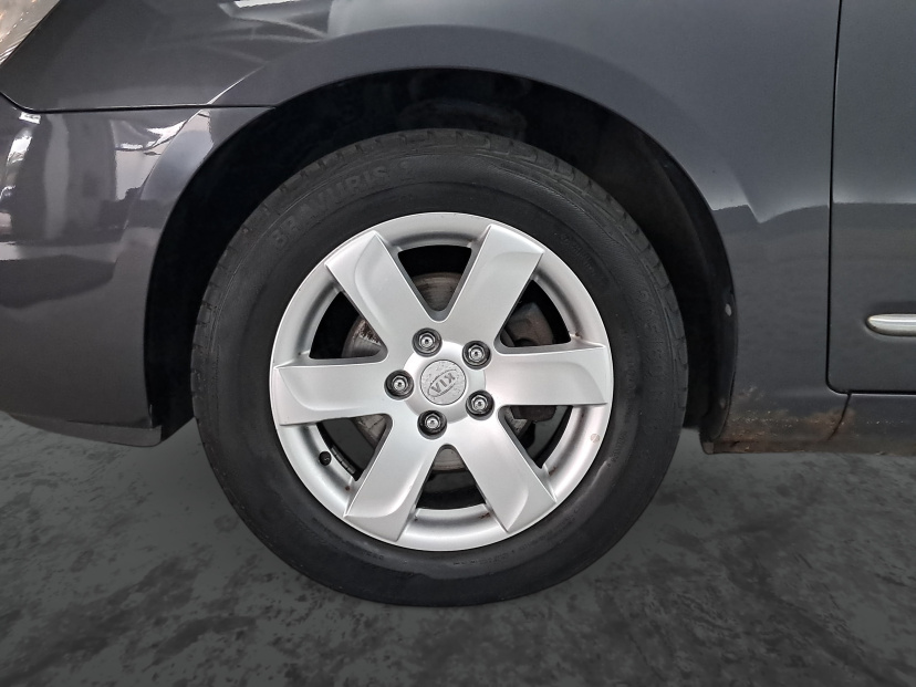 Kia Carens, 2009