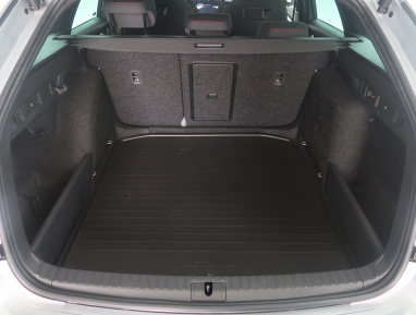 Škoda Octavia - 2025