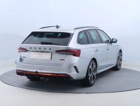 Škoda Octavia - 2025
