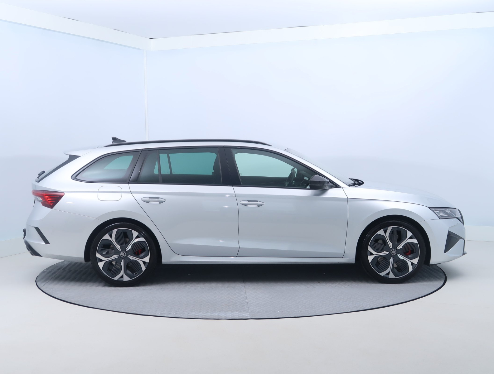 Škoda Octavia - 2025