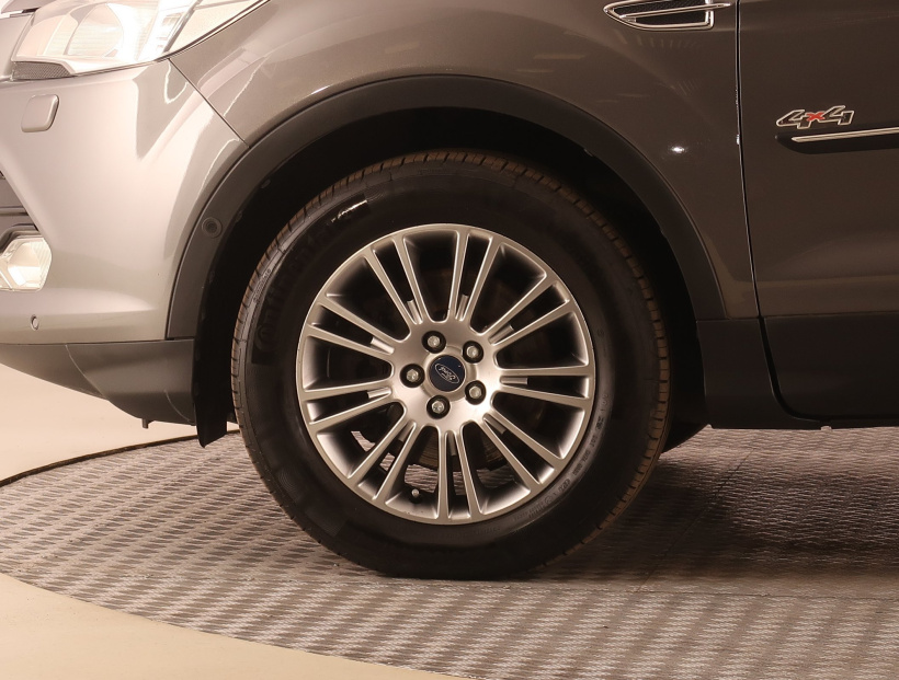 Ford Kuga, 2014