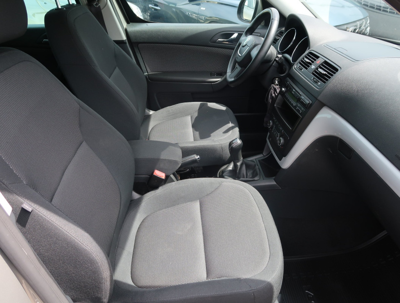Škoda Yeti, 2011