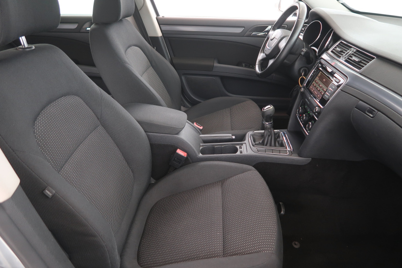 Škoda Superb, 2013