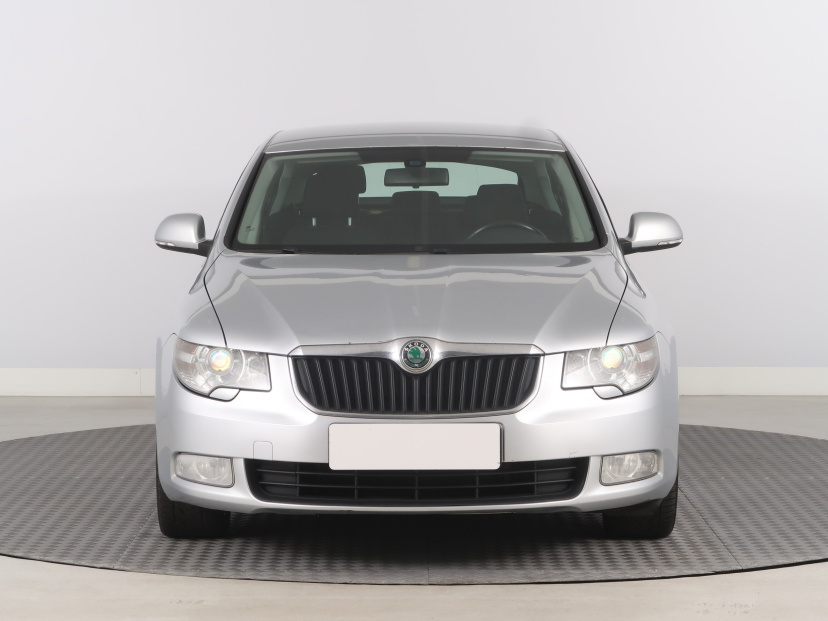 Škoda Superb, 2013