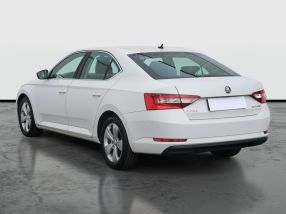 Škoda Superb - 2017