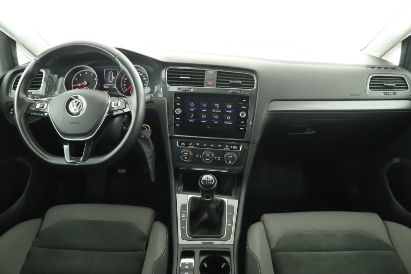 Volkswagen Golf, 2020