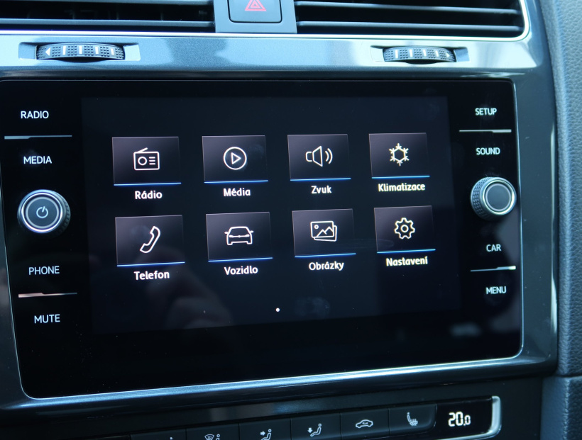 Volkswagen Golf, 2020