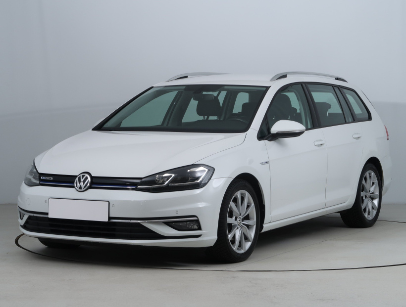 Volkswagen Golf, 2020