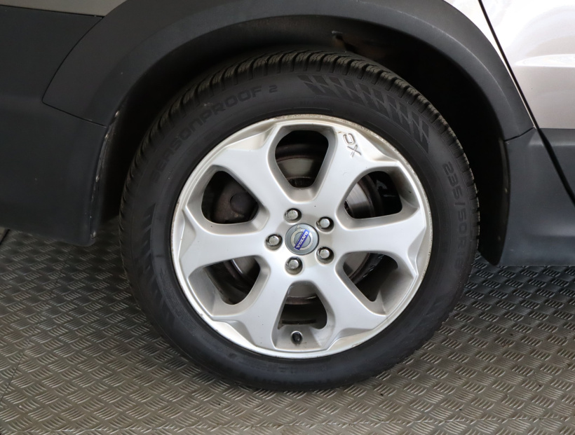 Volvo XC70, 2011