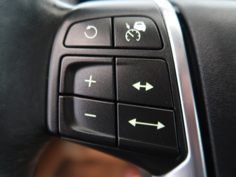 Volvo XC70, 2011
