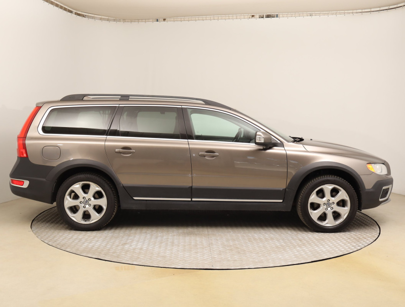 Volvo XC70, 2011