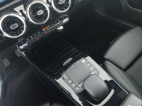 Mercedes-Benz CLA - 2020