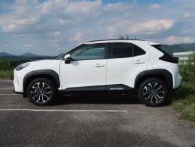 Toyota Yaris Cross - 2025