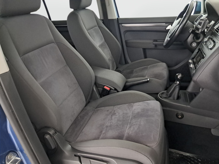 Volkswagen Touran, 2011